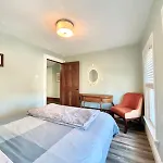 Cozy Suite-Walk To The Falls