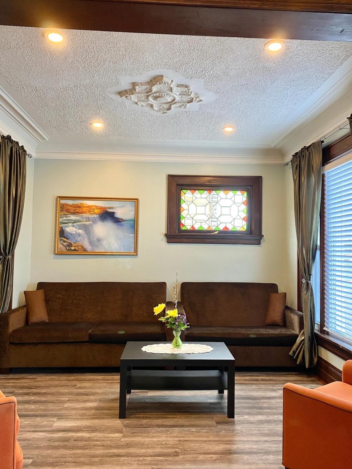 Cozy Suite-walk To The Falls